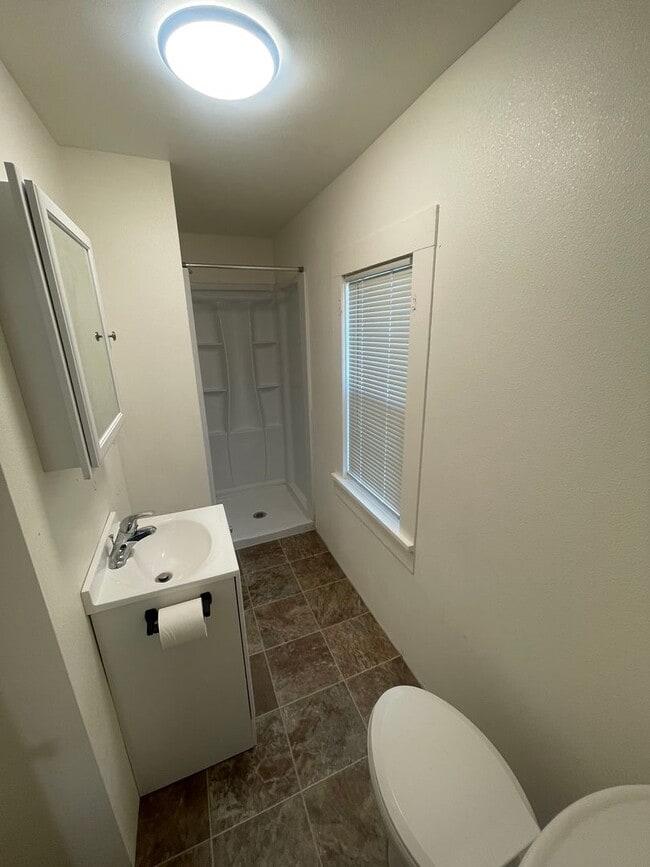 Building Photo - 530 Grove St