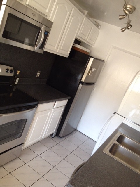 kithcen - 960 Larrabee St