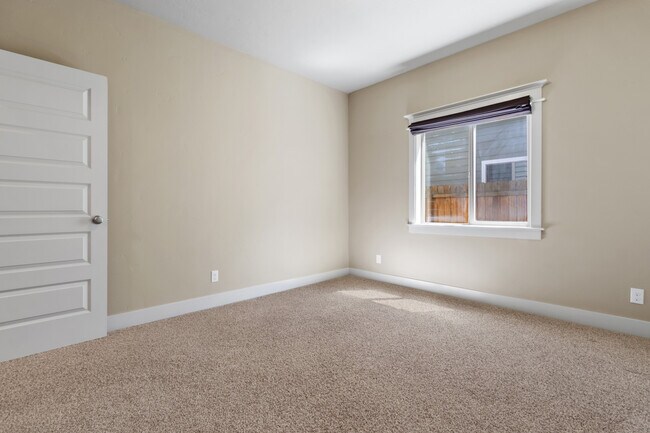 Building Photo - 4300 N Chapala Way