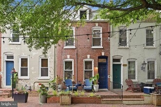 Building Photo - 1515 N Rodney St