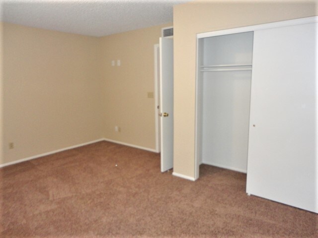 Building Photo - 2306 N 88th Ave