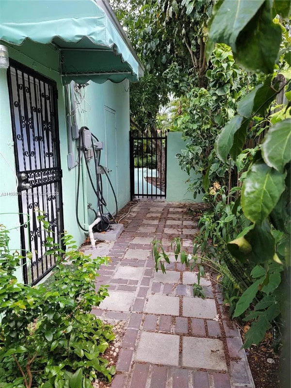 Building Photo - 1145 NW 48th St