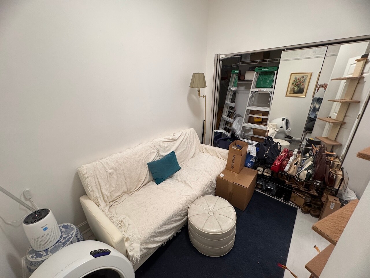 Building Photo - 48 Forest St