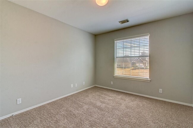 Building Photo - 2851 Southampton Way