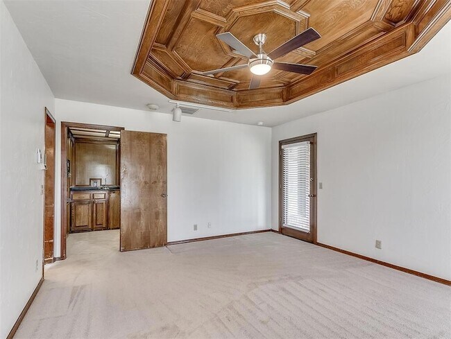 Building Photo - 12414 S Villa Ave