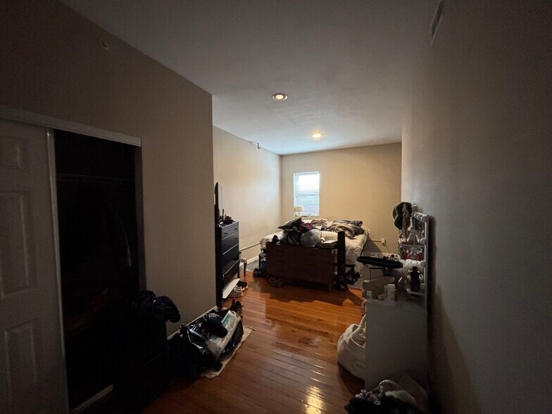 Building Photo - 57 E Butler Ave