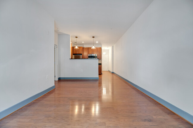 Building Photo - 1425 11th St NW