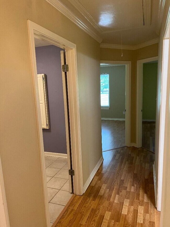 Building Photo - *ELLERBE ROAD - NORRIS FERRY AREA*NICE HOME*