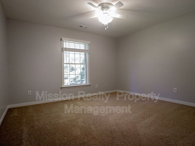 Building Photo - 9006 Birdsong Creek Ct