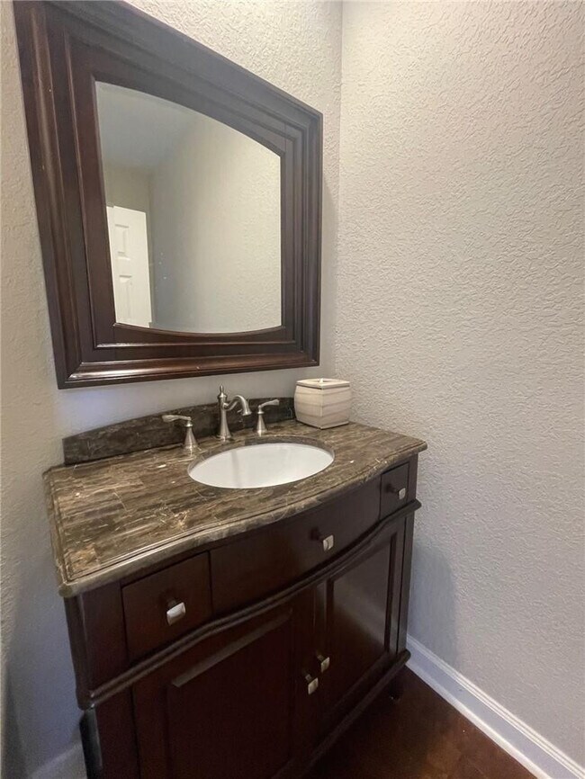 Building Photo - 19 SE 3rd Ave