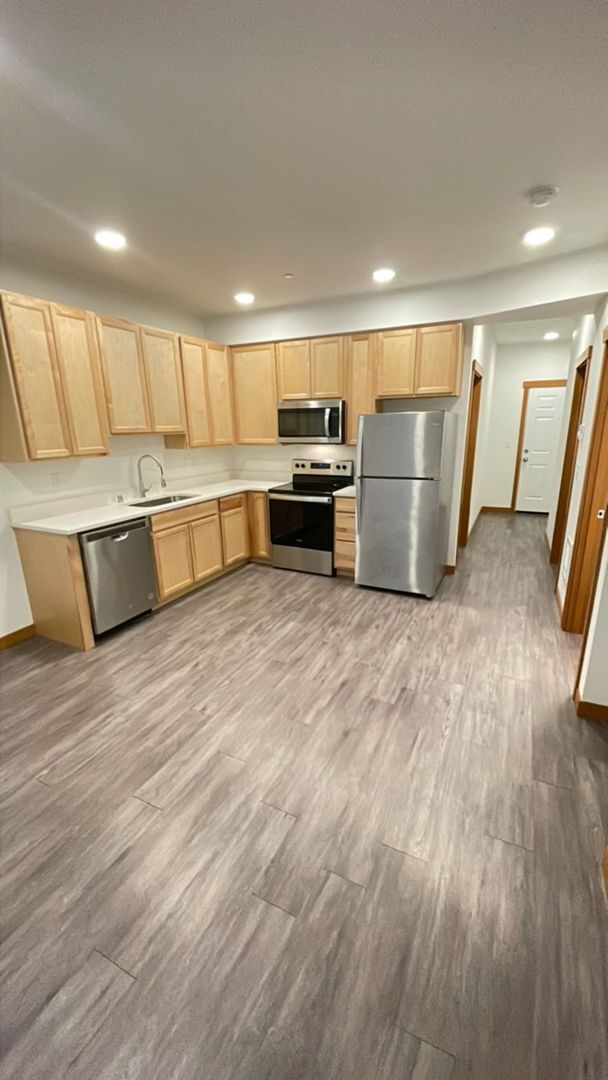 Building Photo - 1200/1210 Billy Frank Jr Street - 1210 #203