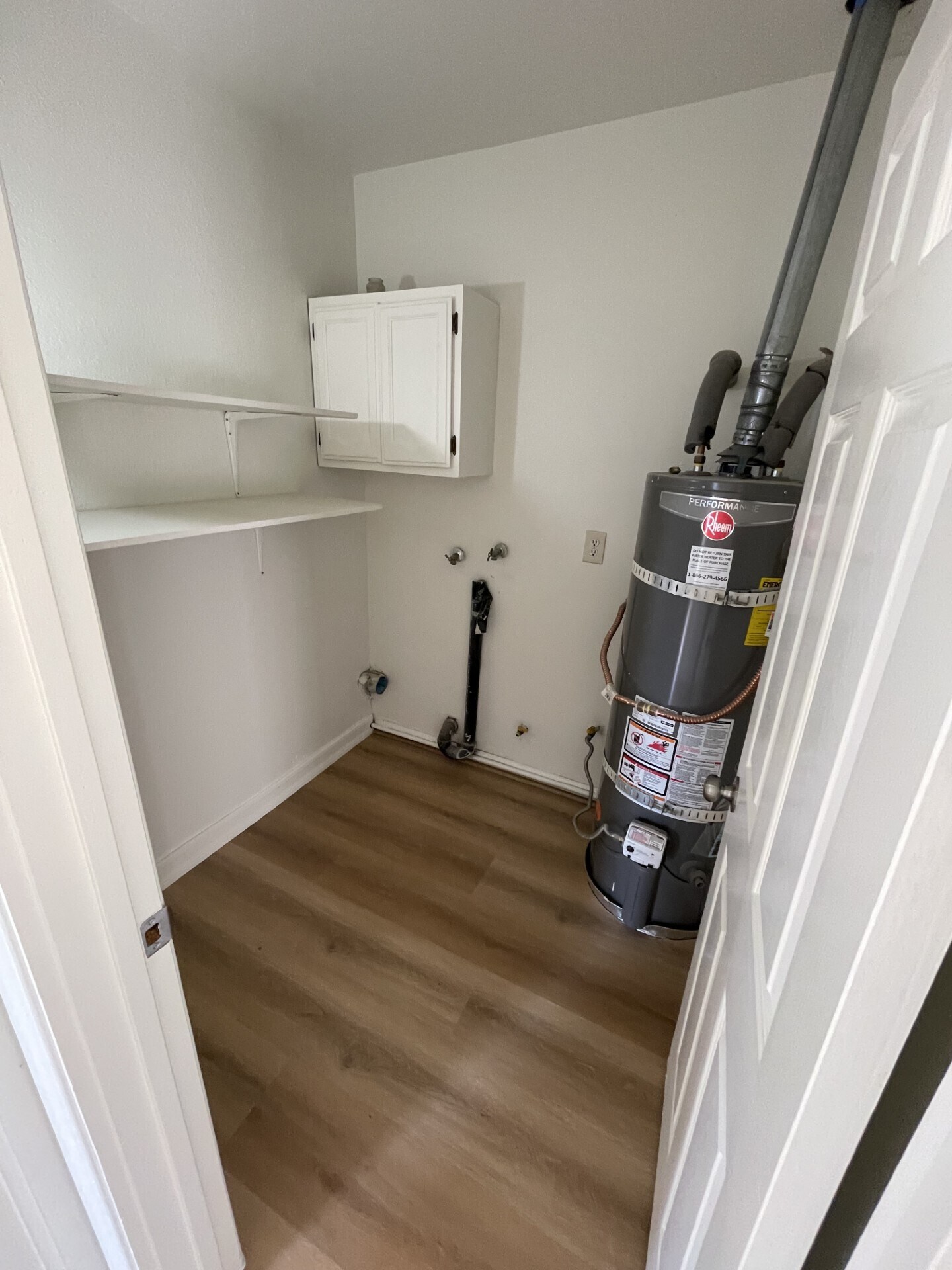 Building Photo - 433-439 Linden Ave