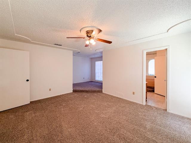 Building Photo - 712 Pecan St
