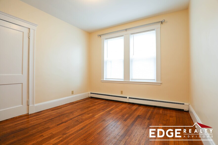 Building Photo - 19 Ransom Rd