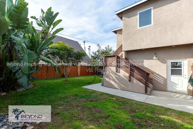 Building Photo - 815 Whaley St