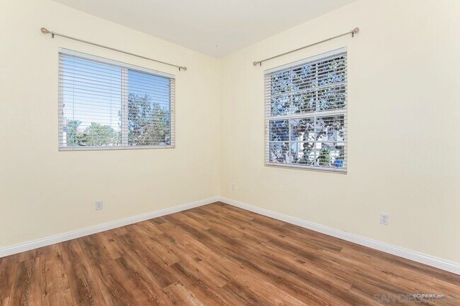 Building Photo - 9836 Lone Quail Rd