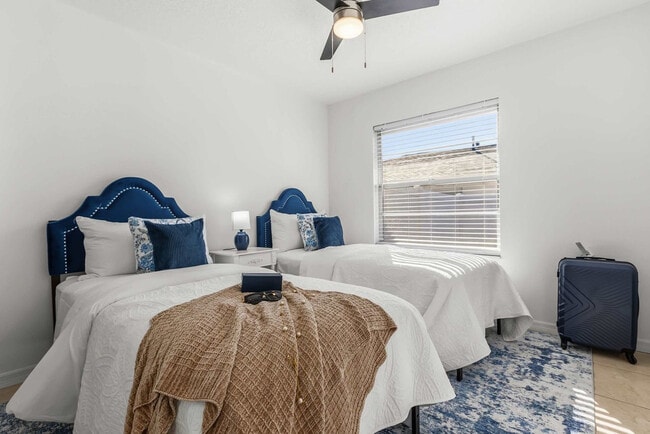 Building Photo - 1040 Hali Ridge Ct