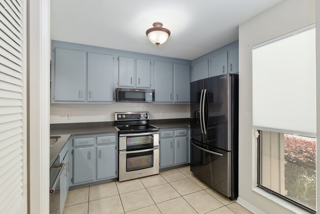 Building Photo - 3724 NW 54th Ln