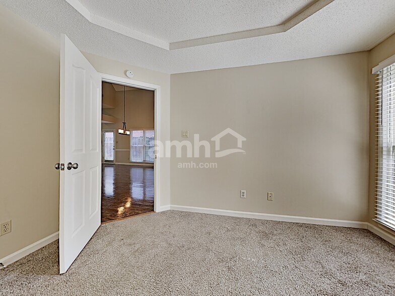 Building Photo - 1494 Appling Wood Cove S