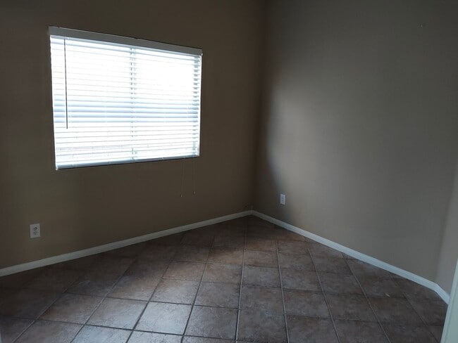 Building Photo - Upgraded Single Story house for rent