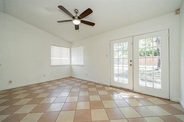 Building Photo - 906 High Country Dr