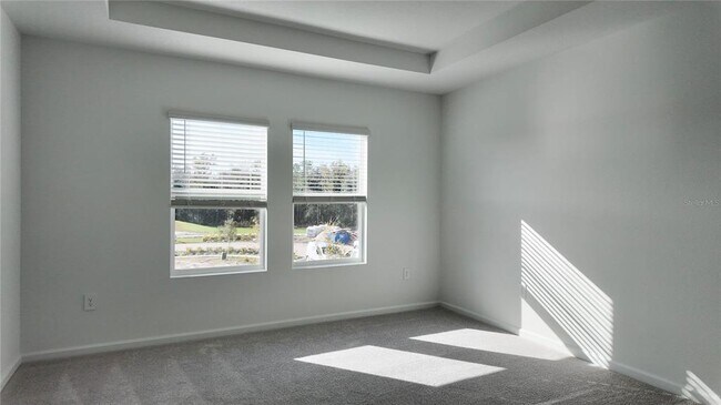 Building Photo - 2580 Skyline Lp