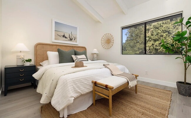 Building Photo - Welcome to the Santa Barbara Highlands! Th...