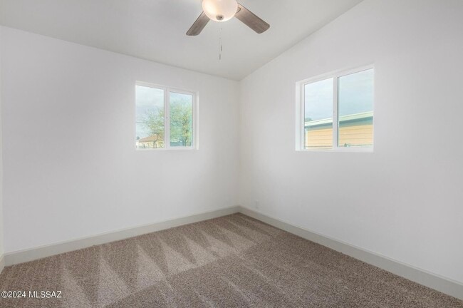 Building Photo - 6824 S Burcham Ave