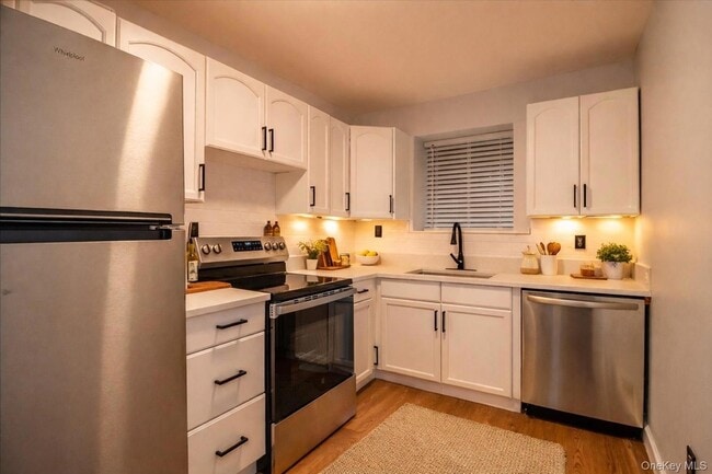 Building Photo - 615 Fox Run Ln