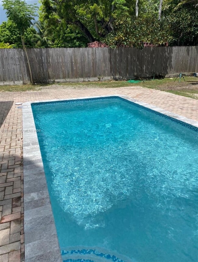 Building Photo - 5841 SW 58th Terrace