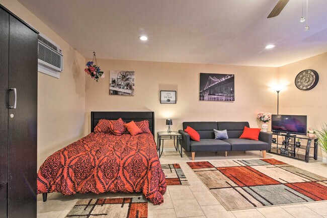 Building Photo - 1319 40th St