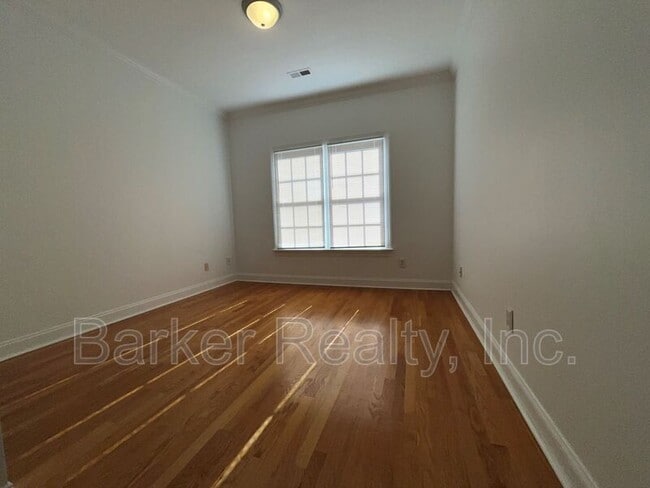 Building Photo - 1343 Cameron View Ct