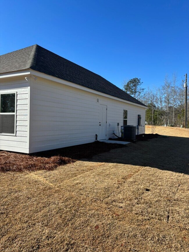 Building Photo - Modern Rental Home | Designed for Real Living