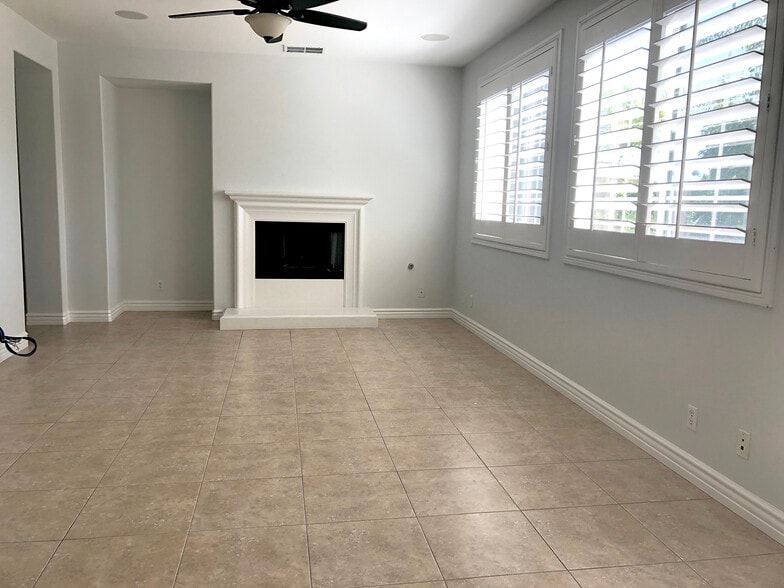 Family room w/fireplace - 2 Cousteau Ln