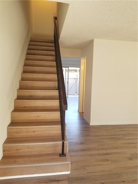 Building Photo - 16932 Limelight Cir