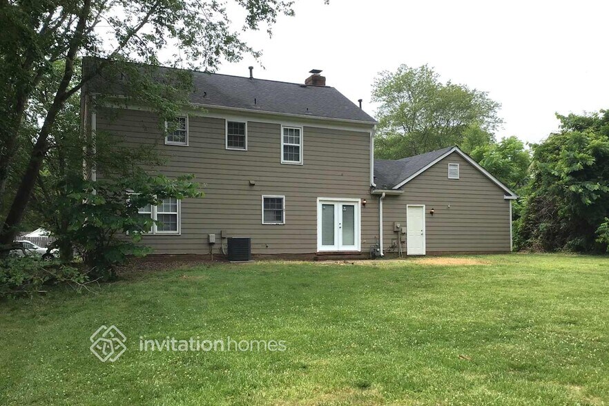 Building Photo - 7609 Elm Tree Ln