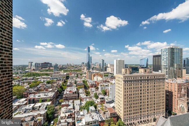 Building Photo - 2031 Locust St