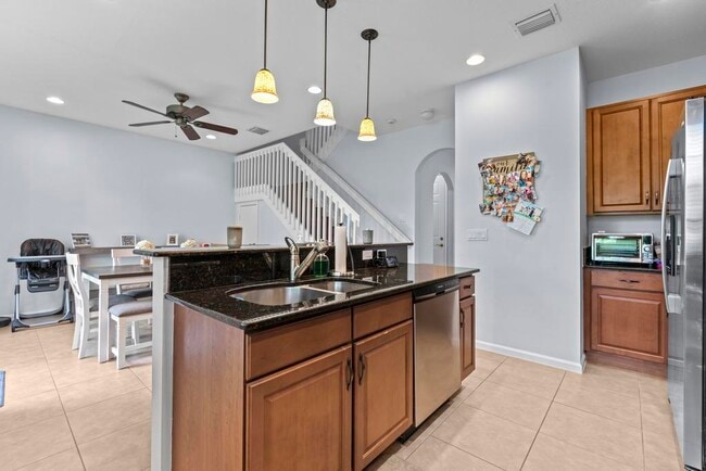 Building Photo - 7221 Briella Dr