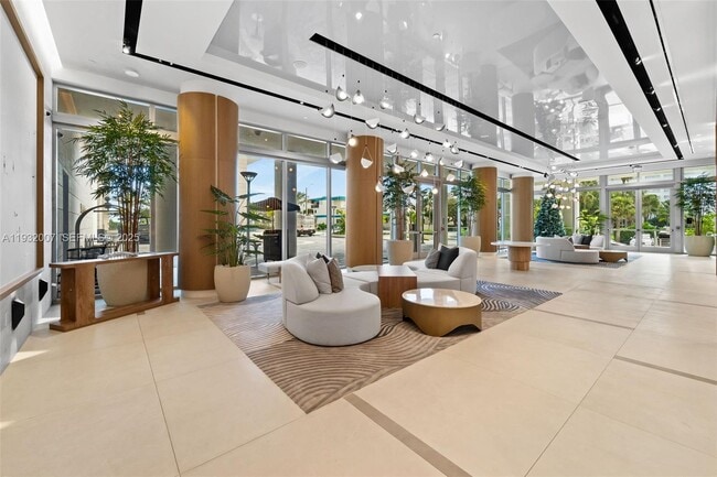 Building Photo - 153 N Seabreeze Blvd