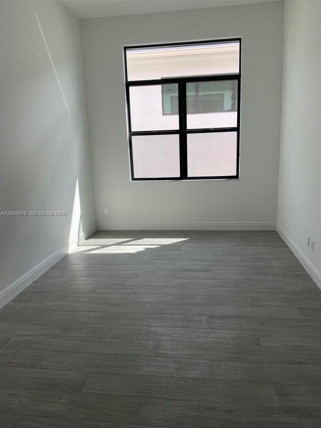 Building Photo - 9488 SW Pepoli Way
