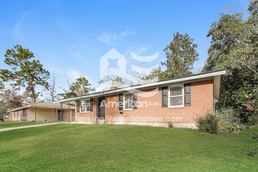 Building Photo - 2428 Amsterdam Dr