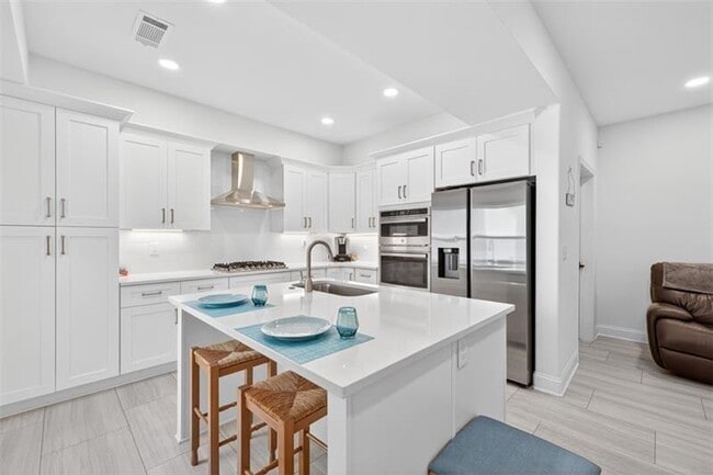 Building Photo - 345 Wiman Park Ln