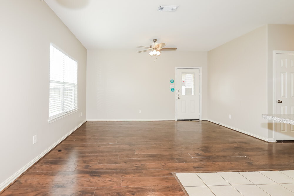 Building Photo - 21302 Berry Ridge Ln