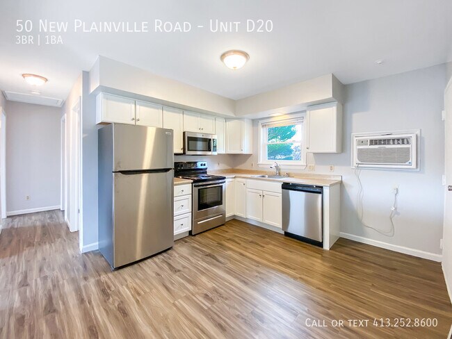 Building Photo - 50 New Plainville Rd