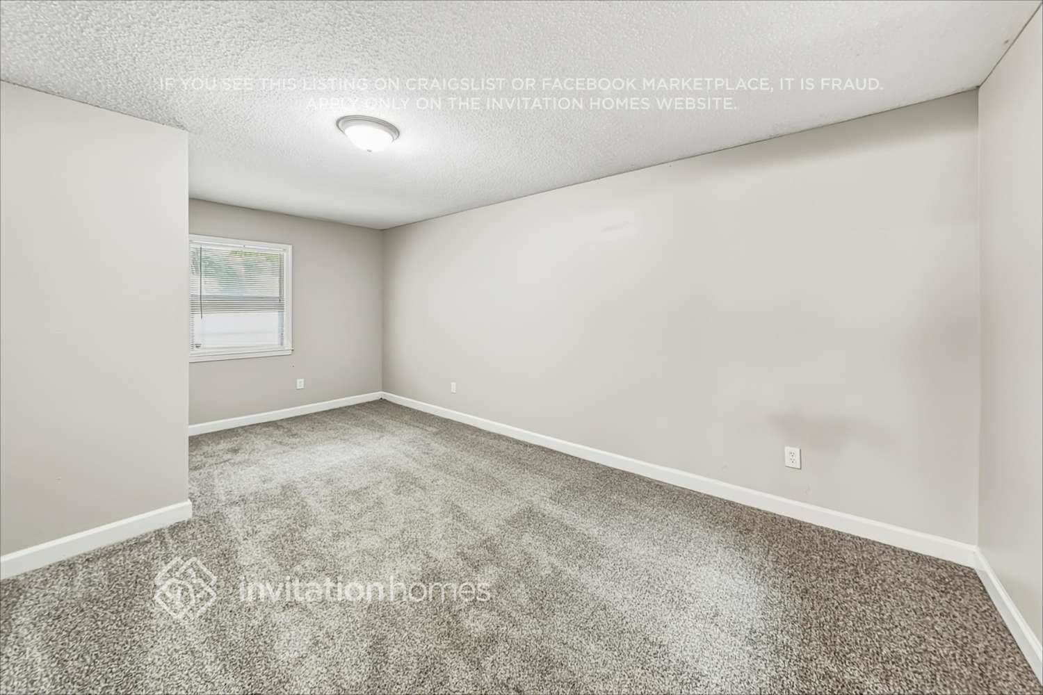 Building Photo - 2751 Flagstone Dr SE
