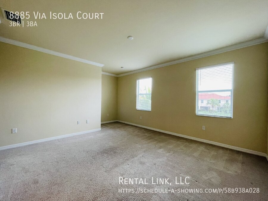 Building Photo - 8885 Via Isola Court