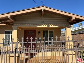 Building Photo - 319 N Coronado St