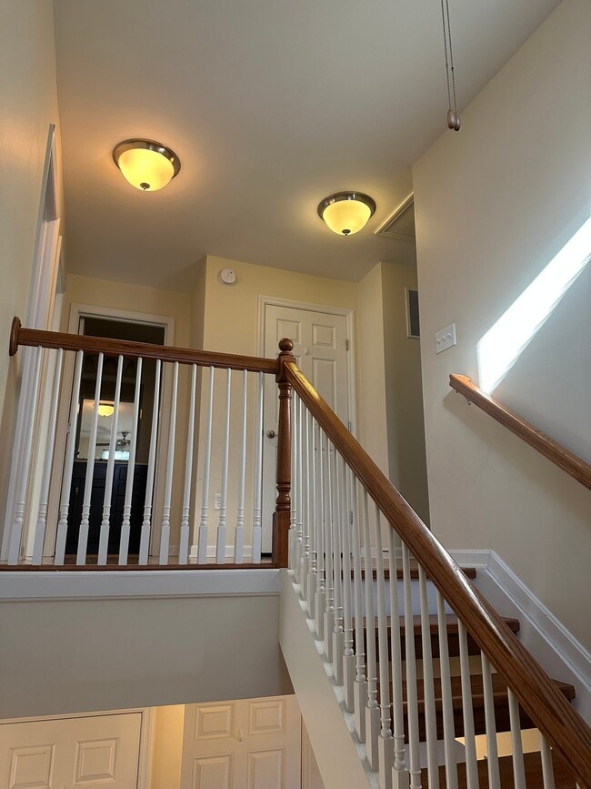 Building Photo - 39 19th St