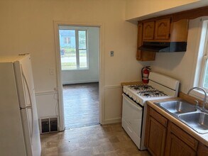 Building Photo - Single Family Home in Waterloo, IA