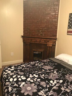 Building Photo - Beautiful Mt Washington 2 Bed Townhouse Available in June!